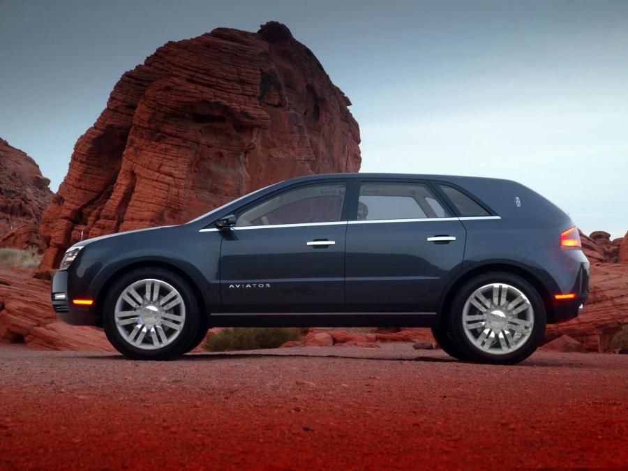  Lincoln Aviator Concept 2004 года  (фото 34 из 37)